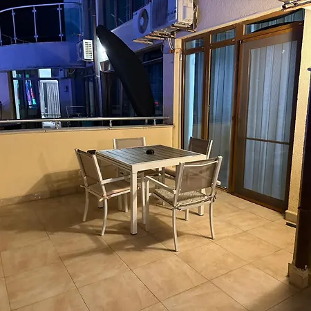 Ys * ساني بيتش