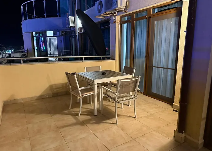 Ys * ساني بيتش